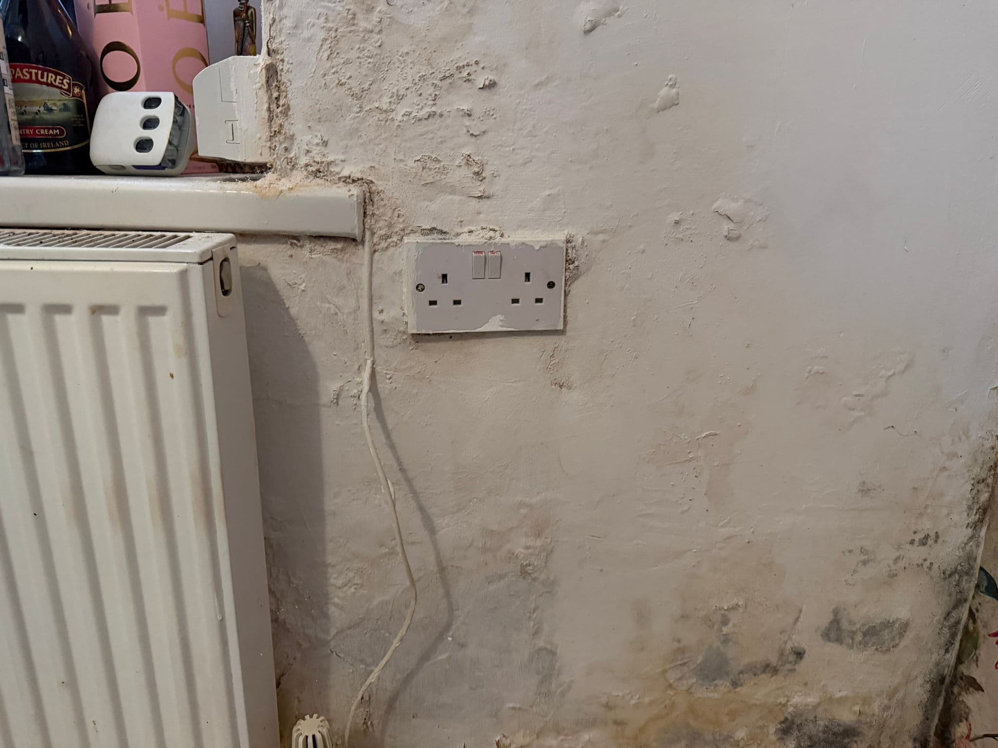 Painting and decoration project by Nikolas Building Services Enfield